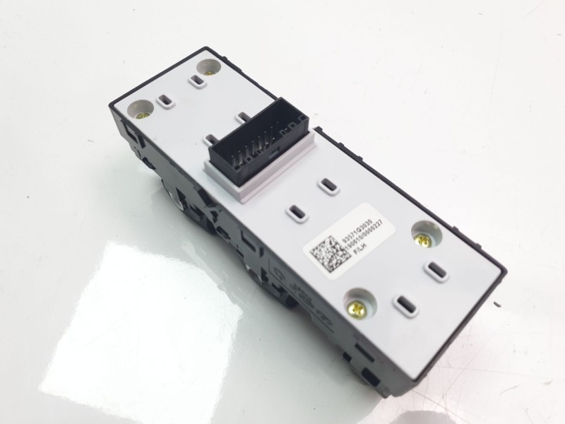 Recambio de mando elevalunas delantero izquierdo para hyundai i30 (pd) 1.4 cat referencia OEM IAM 93571G3030  