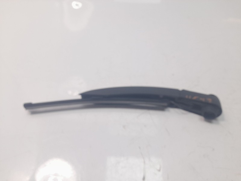 Recambio de brazo limpia trasero para renault clio iv 1.5 dci diesel fap referencia OEM IAM 287816193R  