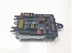 CAJA RELES / FUSIBLES 926111003 