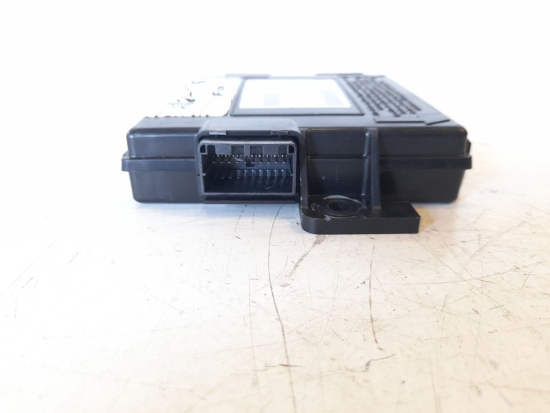 Recambio de modulo electronico para jeep compass ii longitude 4x2 referencia OEM IAM P68411099AA  