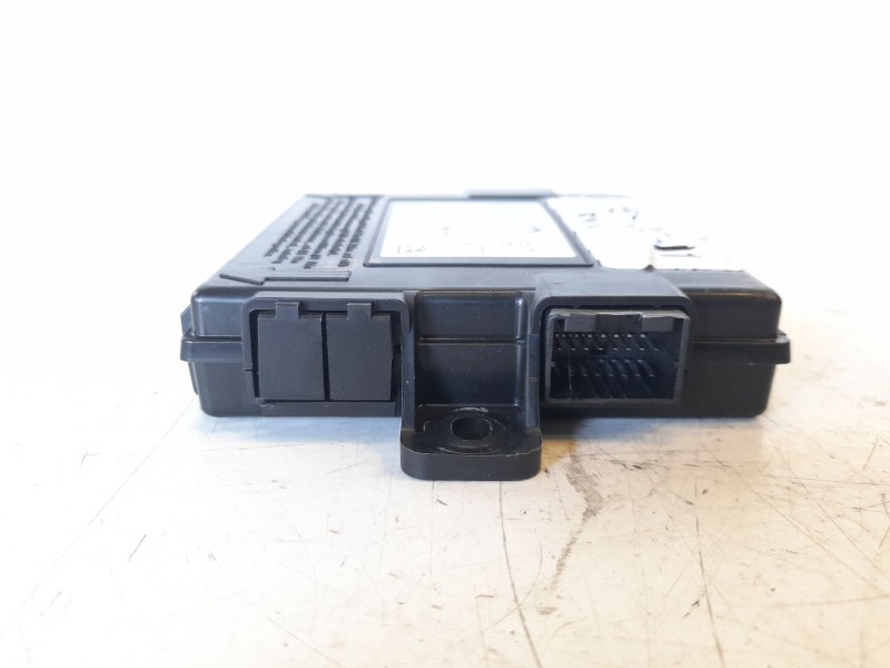 Recambio de modulo electronico para jeep compass ii longitude 4x2 referencia OEM IAM P68411099AA  