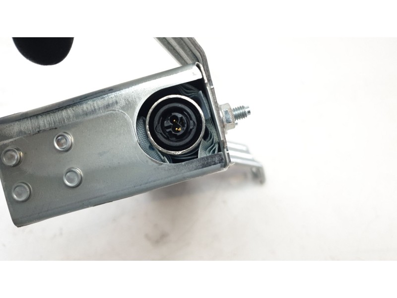 Recambio de airbag lateral trasero derecho para mercedes-benz clase s (w222) lim. 3.0 cdi cat referencia OEM IAM 2228604402 1084