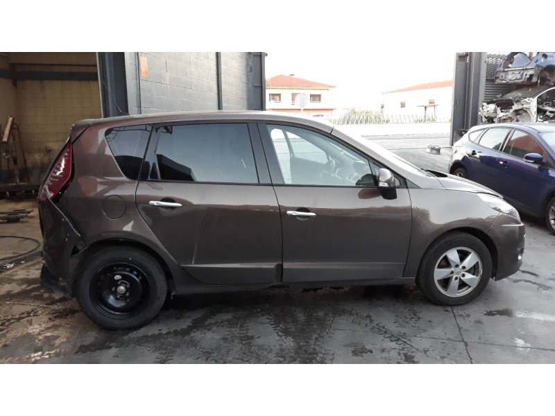renault scenic iii del año 2009