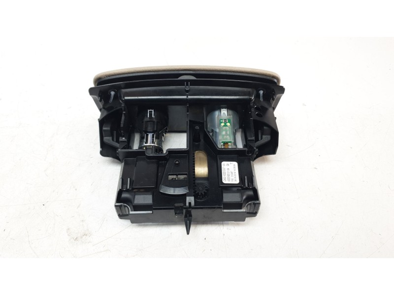 Recambio de cenicero para mercedes-benz clase s (w222) lim. 3.0 cdi cat referencia OEM IAM A2228200109  