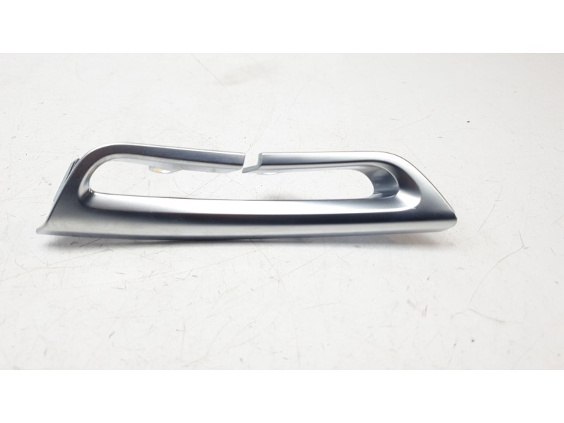 Recambio de moldura para mercedes-benz clase s (w222) lim. 3.0 cdi cat referencia OEM IAM A2228680422  