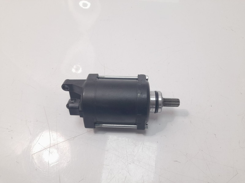 Recambio de motor arranque para yamaha xsr 700 xsr 700 referencia OEM IAM 1WS8189000  