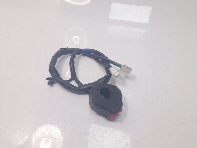 Recambio de piña luces derecha para yamaha xsr 700 xsr 700 referencia OEM IAM B34839750100  