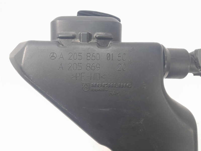 Recambio de deposito limpia para mercedes-benz clase c (w205) familiar 2.1 cdi cat referencia OEM IAM A2058600160 A2058600860 