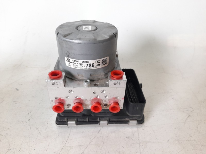 Recambio de abs para hyundai kona 1.0 tgdi cat referencia OEM IAM 58900J9300  