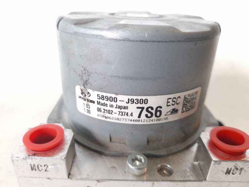 Recambio de abs para hyundai kona 1.0 tgdi cat referencia OEM IAM 58900J9300  