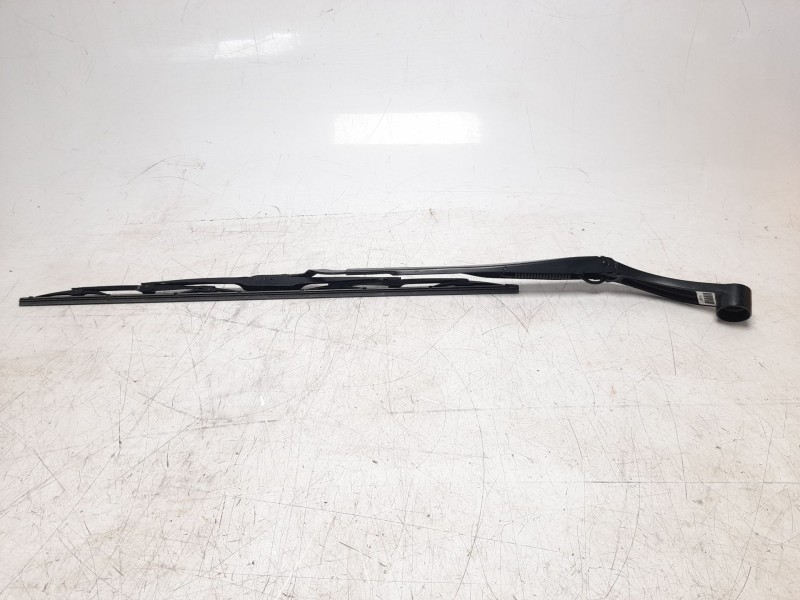 Recambio de brazo limpia delantero izquierdo para hyundai kona 1.0 tgdi cat referencia OEM IAM 98311J9000  