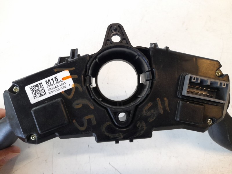 Recambio de mando multifuncion para hyundai kona 1.0 tgdi cat referencia OEM IAM 93403J9950  
