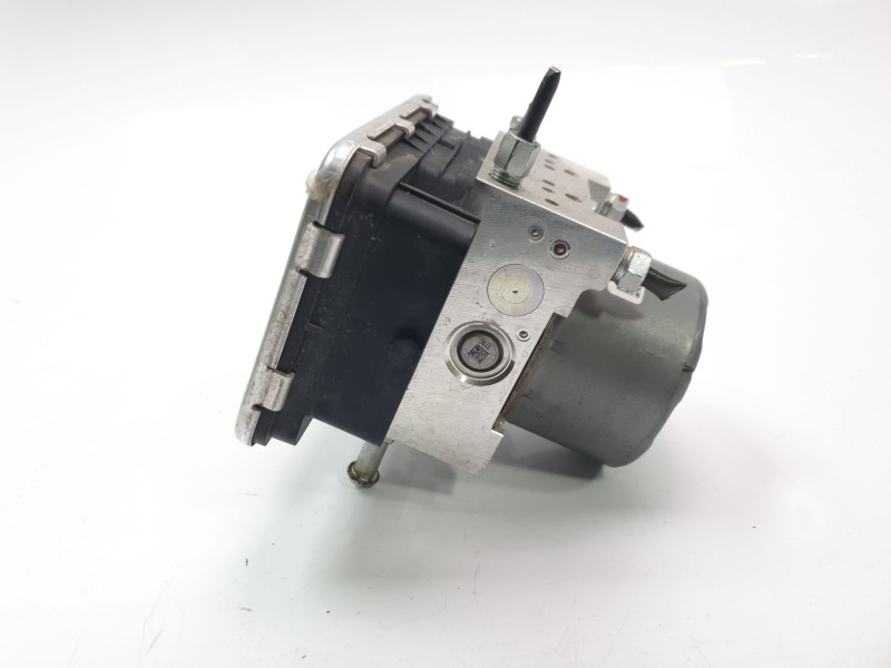Recambio de abs para suzuki swift (az) referencia OEM IAM 5613053RA4000  