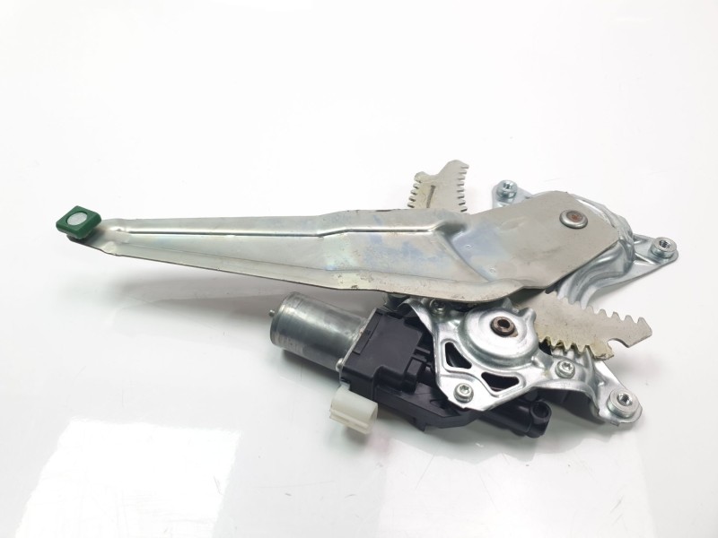 Recambio de elevalunas trasero derecho para suzuki swift (az) referencia OEM IAM 8350152R00000  