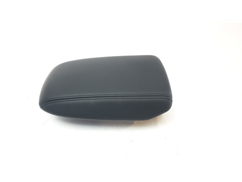 Recambio de apoyabrazos central para ford focus 1.0 ecoboost cat referencia OEM IAM JX7BA045C74HA3ZHE  