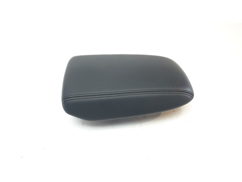 Recambio de apoyabrazos central para ford focus 1.0 ecoboost cat referencia OEM IAM JX7BA045C74HA3ZHE  