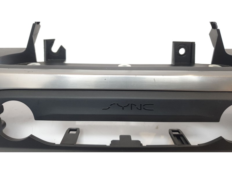 Recambio de moldura para ford focus 1.0 ecoboost cat referencia OEM IAM JX7BA045H93  