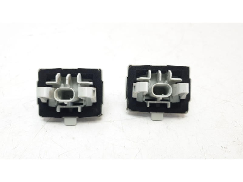 Recambio de piloto matricula para mercedes-benz clase c (w205) lim. c 200 (205.077) referencia OEM IAM A0999067000  