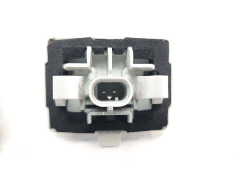 Recambio de piloto matricula para mercedes-benz clase c (w205) lim. c 200 (205.077) referencia OEM IAM A0999067000  