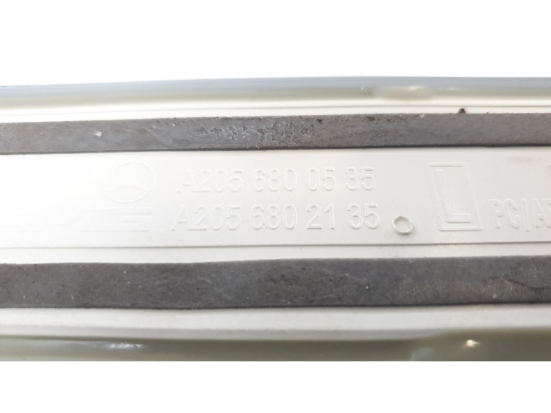Recambio de moldura para mercedes-benz clase c (w205) lim. c 200 (205.077) referencia OEM IAM A2056802135  