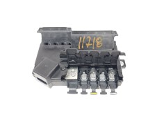 CAJA RELES / FUSIBLES A2135406100 