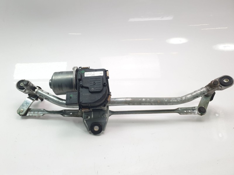 Recambio de motor limpia delantero para volvo xc 40 essential 2wd referencia OEM IAM 32328139 3397022324 
