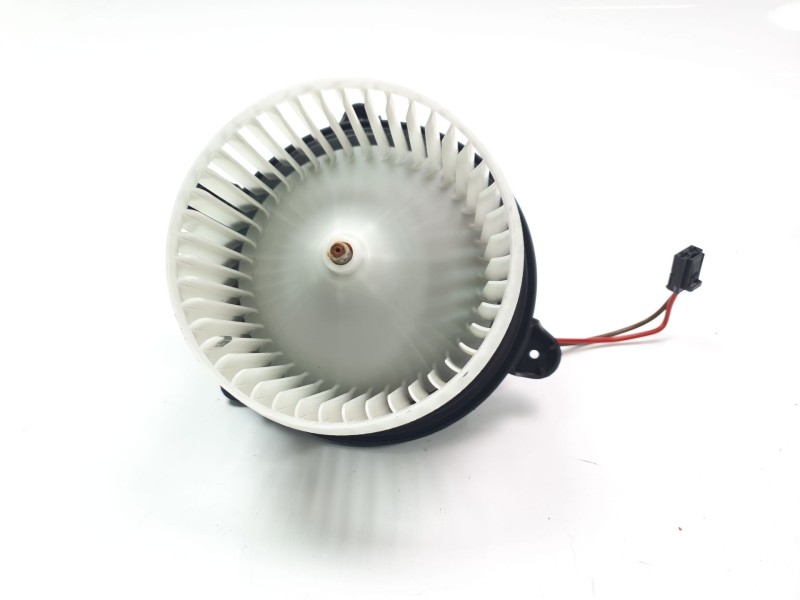 Recambio de ventilador calefaccion para volvo xc 40 essential 2wd referencia OEM IAM 31497510  
