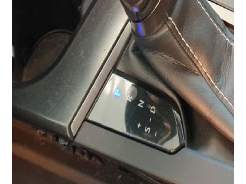 Recambio de pantalla multifuncion para lexus ux (za10) 250h referencia OEM IAM 76L896  