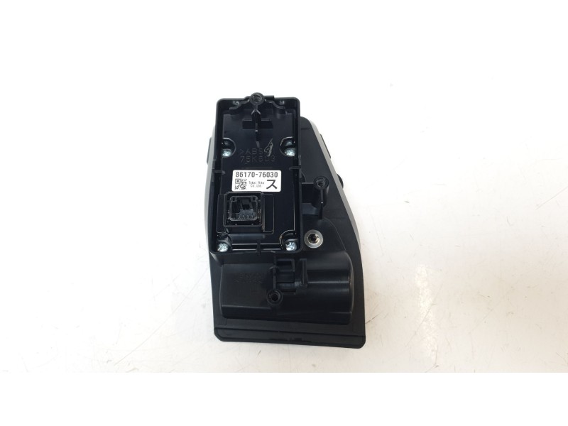 Recambio de mando control radio para lexus ux (za10) 250h referencia OEM IAM 8617076030  