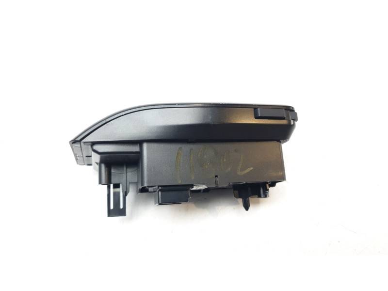 Recambio de mando control radio para lexus ux (za10) 250h referencia OEM IAM 8617076030  