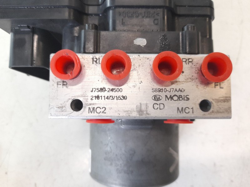 Recambio de abs para kia xceed drive referencia OEM IAM 58910J7AA0  