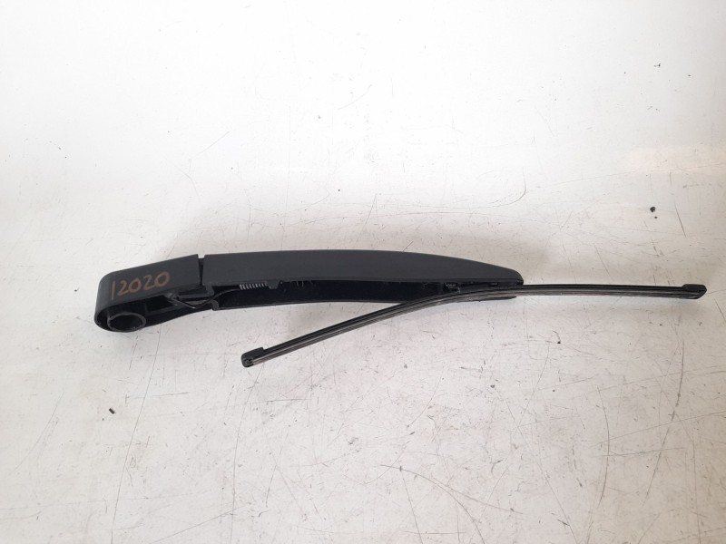 Recambio de brazo limpia trasero para ford puma hybrid titanium design referencia OEM IAM 2384085  