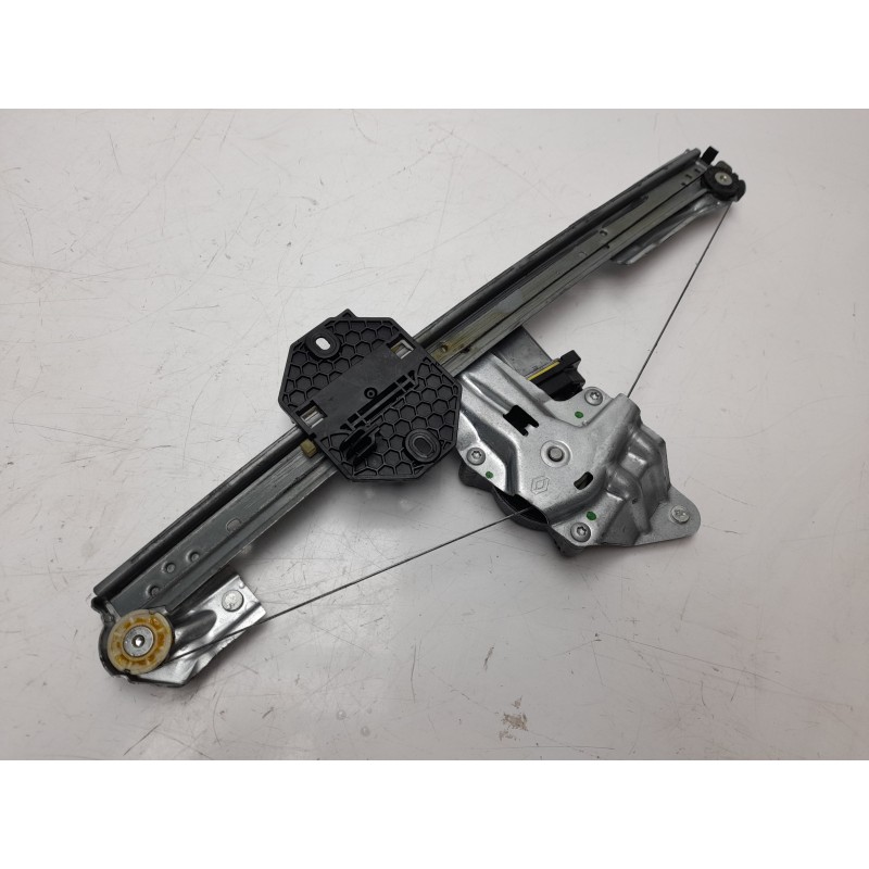 Recambio de elevalunas delantero derecho para dacia sandero 1.5 dci diesel fap cat referencia OEM IAM 807209299R  