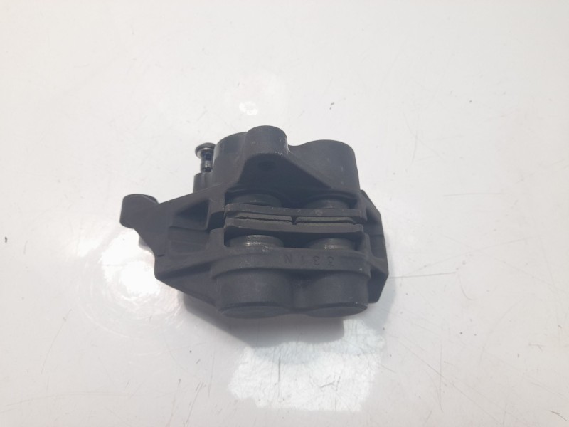Recambio de pinza de freno delantera izquierda para yamaha mt -07 referencia OEM IAM 1WS2580T00  