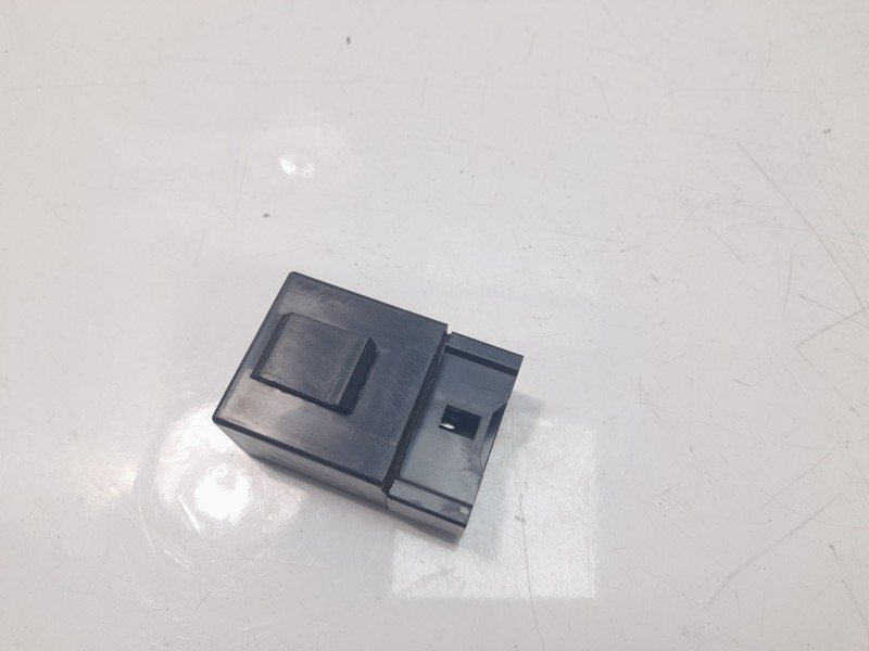 Recambio de modulo electronico para yamaha mt -07 referencia OEM IAM 5VK8195051  