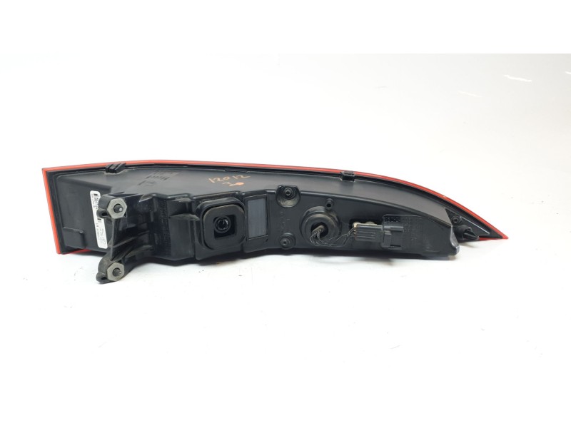Recambio de piloto trasero izquierdo para jaguar f-pace (x761) 2.0 sd4 awd referencia OEM IAM HK8313405AE  