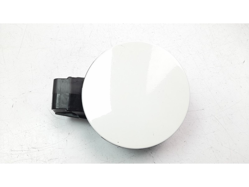 Recambio de tapa exterior combustible para hyundai santa fe (dm) 2.2 crdi cat referencia OEM IAM 695132W000  