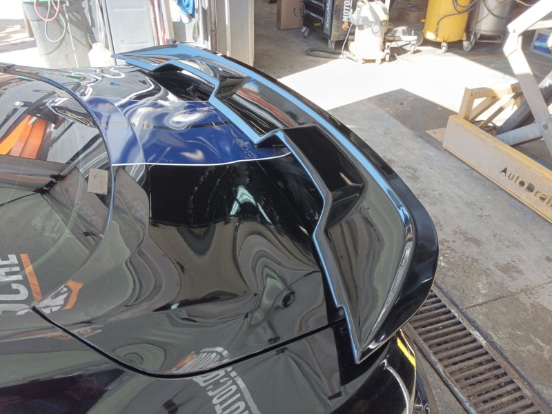 Recambio de aleron trasero para ford mustang gt referencia OEM IAM   
