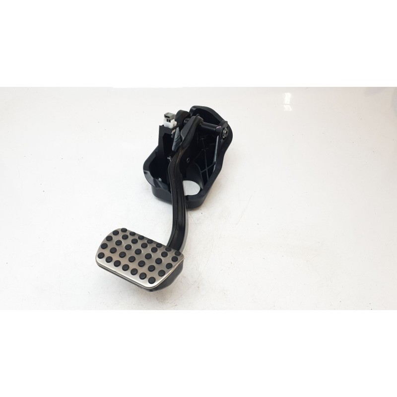 Recambio de pedal freno para mercedes-benz clase s (w222) lim. 3.0 cdi cat referencia OEM IAM A2222920208  