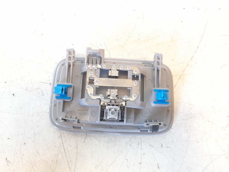 Recambio de luz interior para hyundai kona 1.0 tgdi cat referencia OEM IAM 92850J9100  