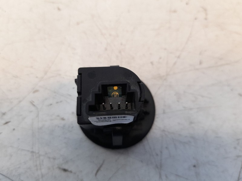 Recambio de interruptor para jeep renegade limited 4x4 referencia OEM IAM 07357082400  