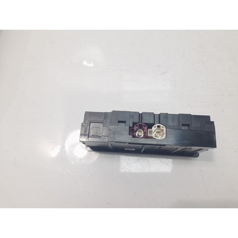 Recambio de modulo electronico para mercedes-benz clase c (w205) familiar 2.1 cdi cat referencia OEM IAM A2058200526  