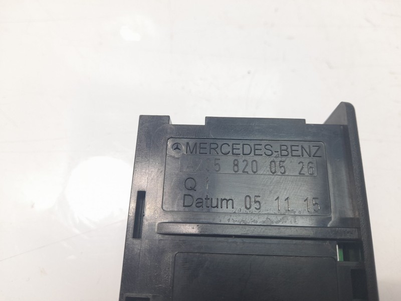 Recambio de modulo electronico para mercedes-benz clase c (w205) familiar 2.1 cdi cat referencia OEM IAM A2058200526  