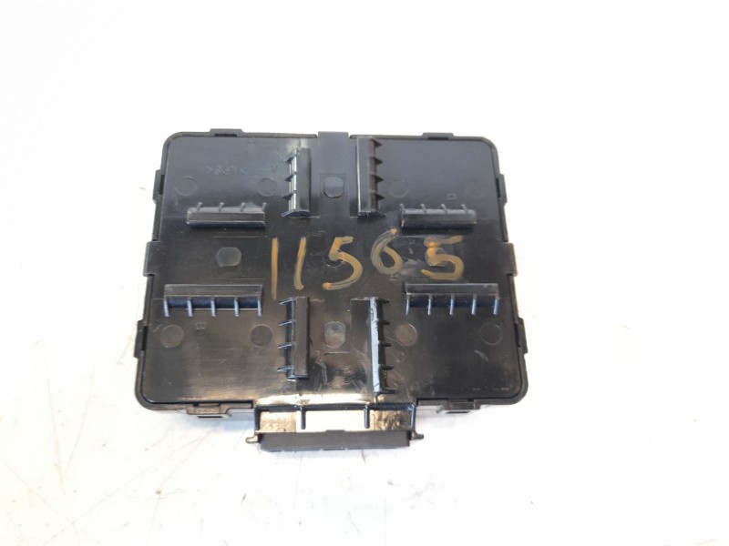 Recambio de modulo electronico para hyundai kona 1.0 tgdi cat referencia OEM IAM 95300J9100  