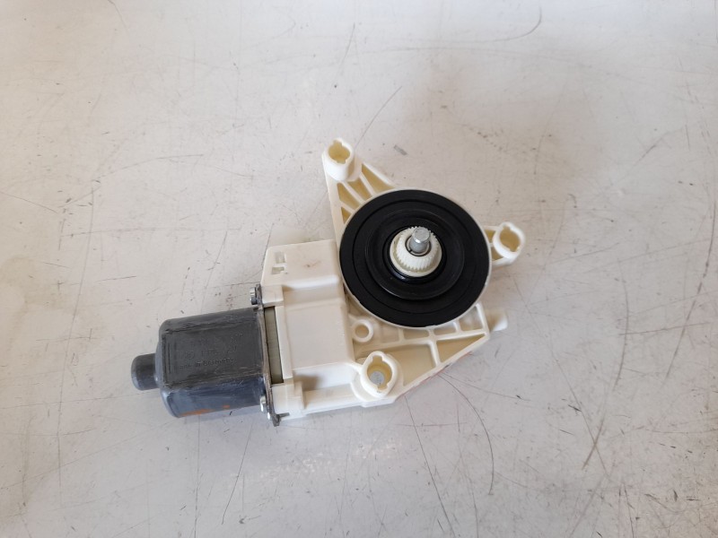 Recambio de motor elevalunas trasero izquierdo para mercedes-benz clase s (w222) lim. 3.0 cdi cat referencia OEM IAM A2229060501