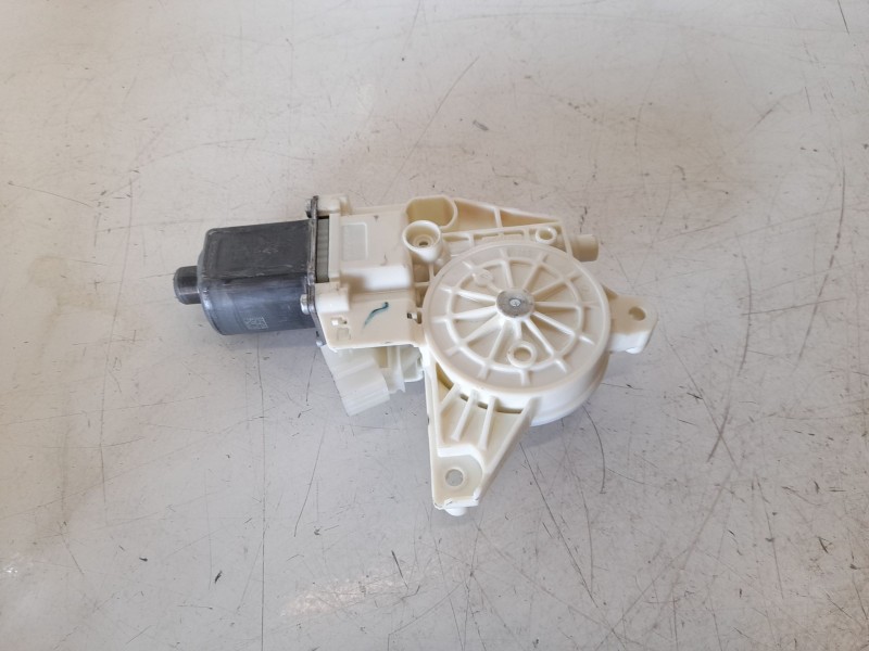 Recambio de motor elevalunas trasero izquierdo para mercedes-benz clase s (w222) lim. 3.0 cdi cat referencia OEM IAM A2229060501