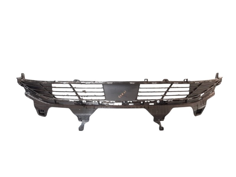 Recambio de rejilla paragolpes central para hyundai tucson referencia OEM IAM 86531N7010  