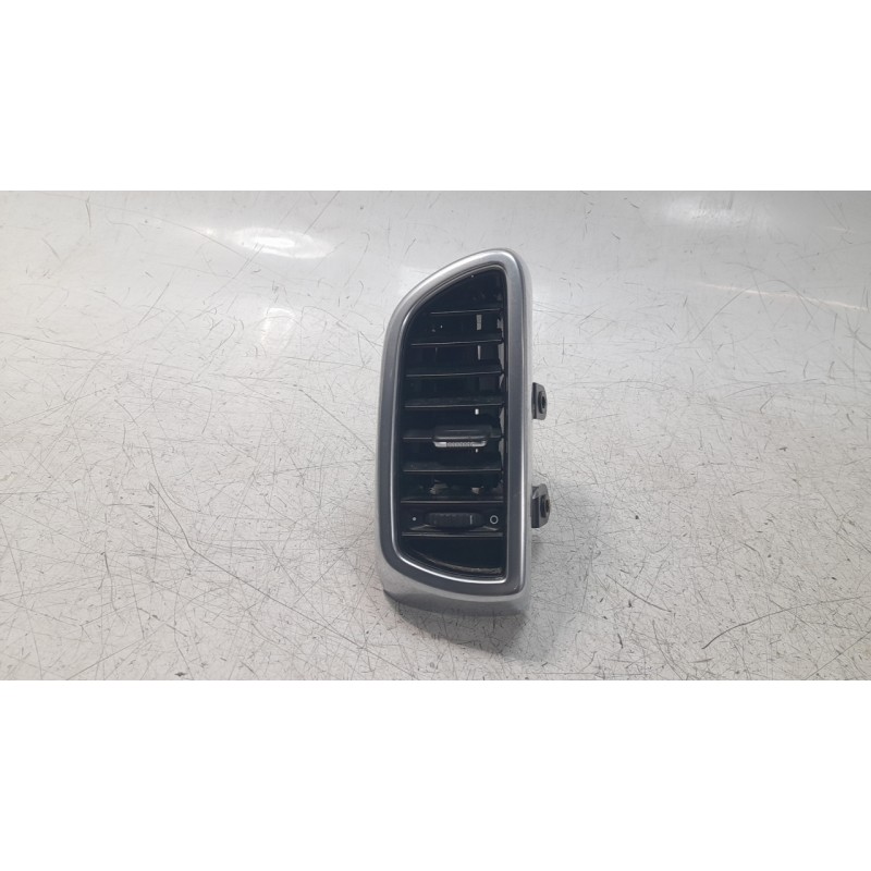 Recambio de rejilla aireadora para porsche cayenne (typ 92aa) s diesel referencia OEM IAM 7P5819704B  