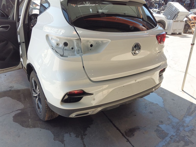 Recambio de paragolpes trasero para mg zs comfort referencia OEM IAM   
