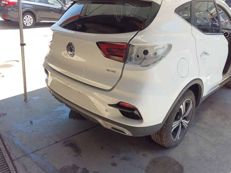 Recambio de paragolpes trasero para mg zs comfort referencia OEM IAM   